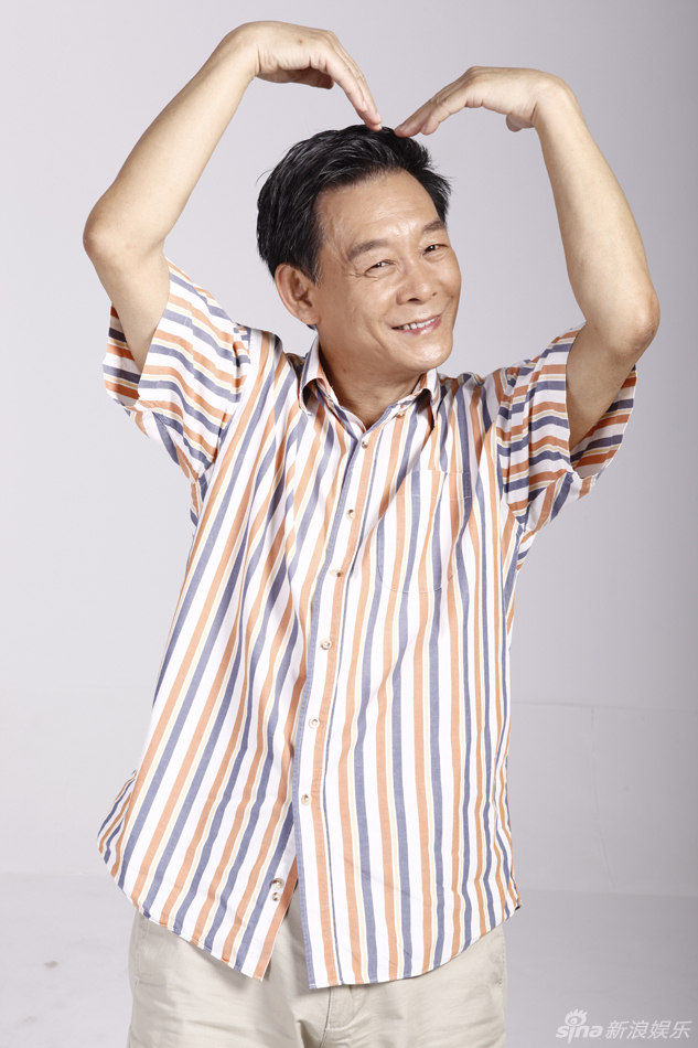 组图:李光复版"魏征"人气火 花样大叔曝写真