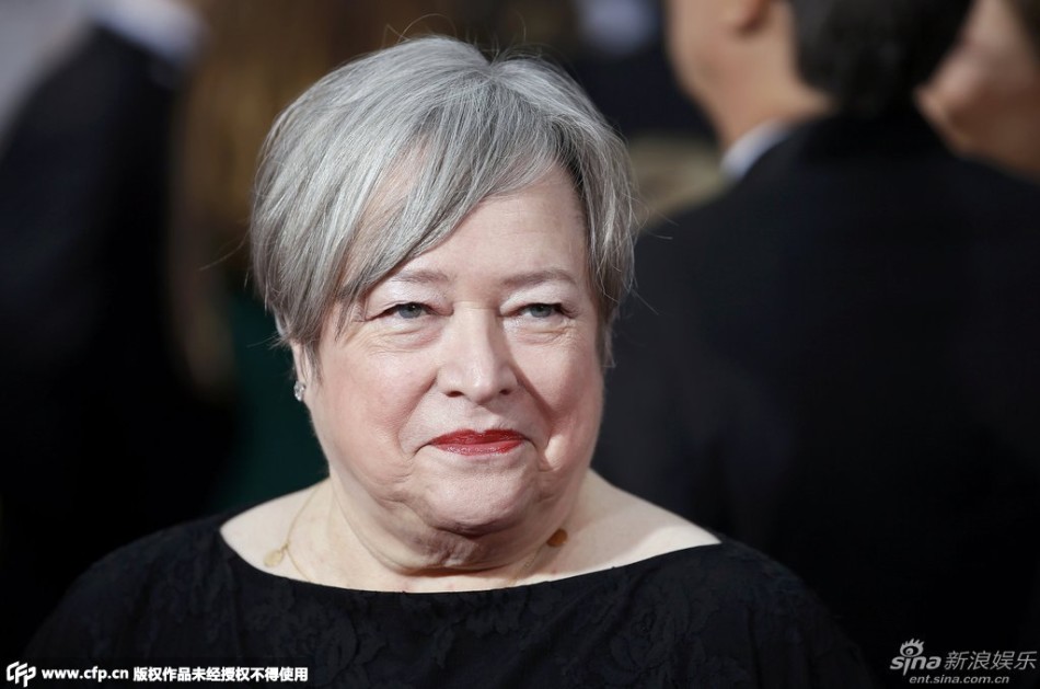 奥斯卡影后凯茜-贝茨亮相