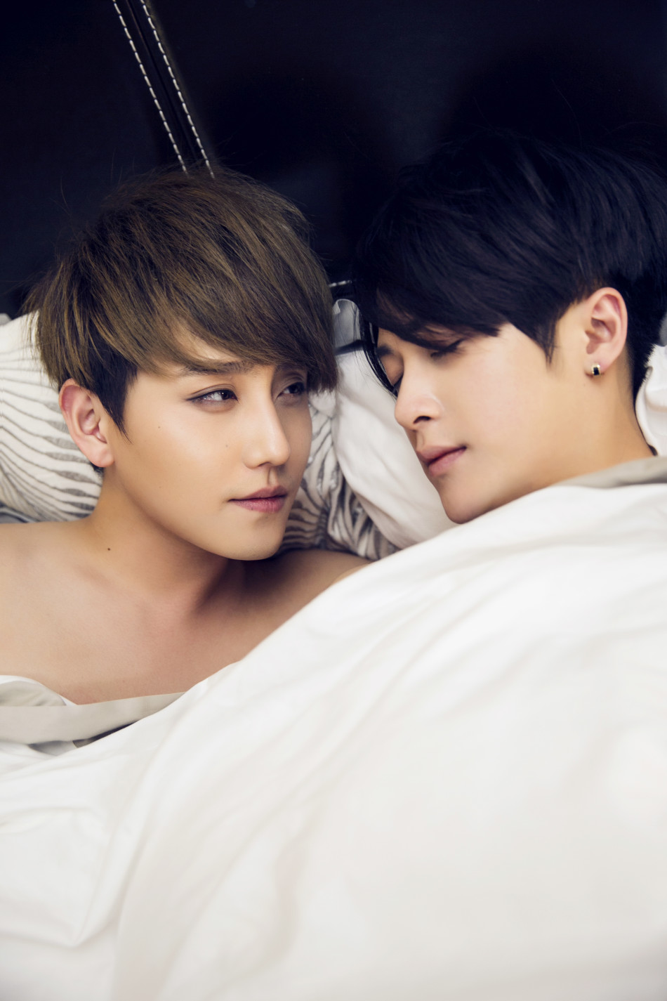 组图:mic男团掀起闺蜜风潮 床戏照诱惑升级_高清图集_新浪网