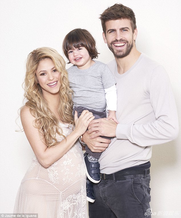 夏奇拉二胎大肚写真曝光