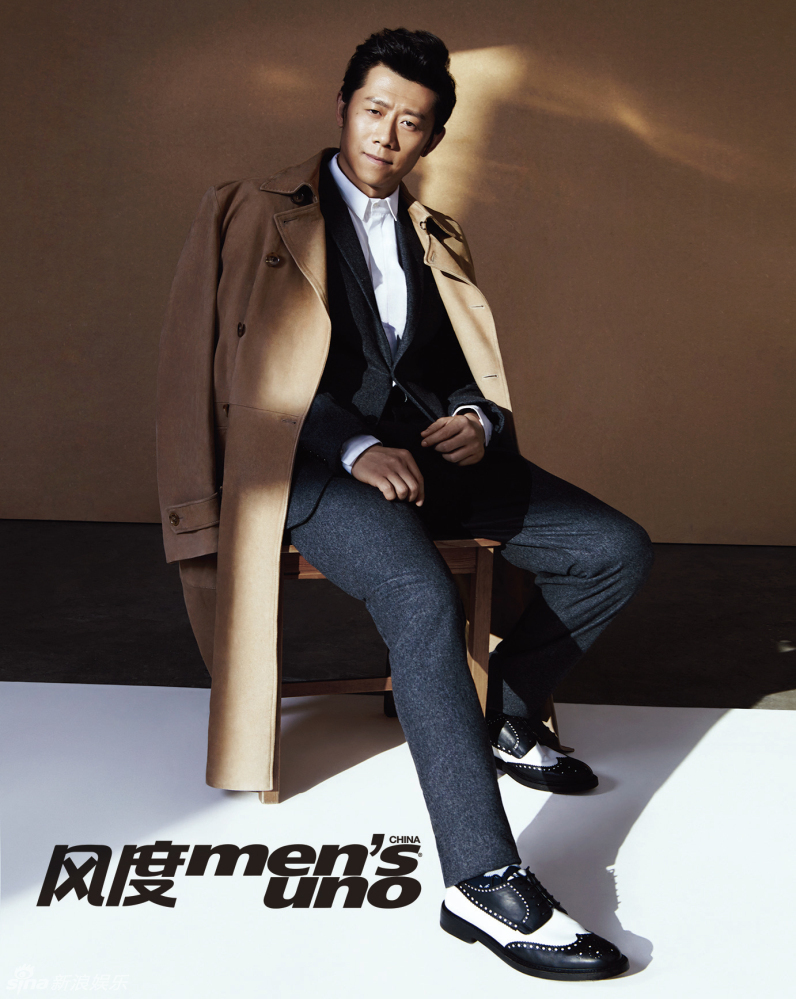 新浪娱乐讯 近日,夏雨受邀为某杂志拍摄时尚大片,一展熟男多面魅力.