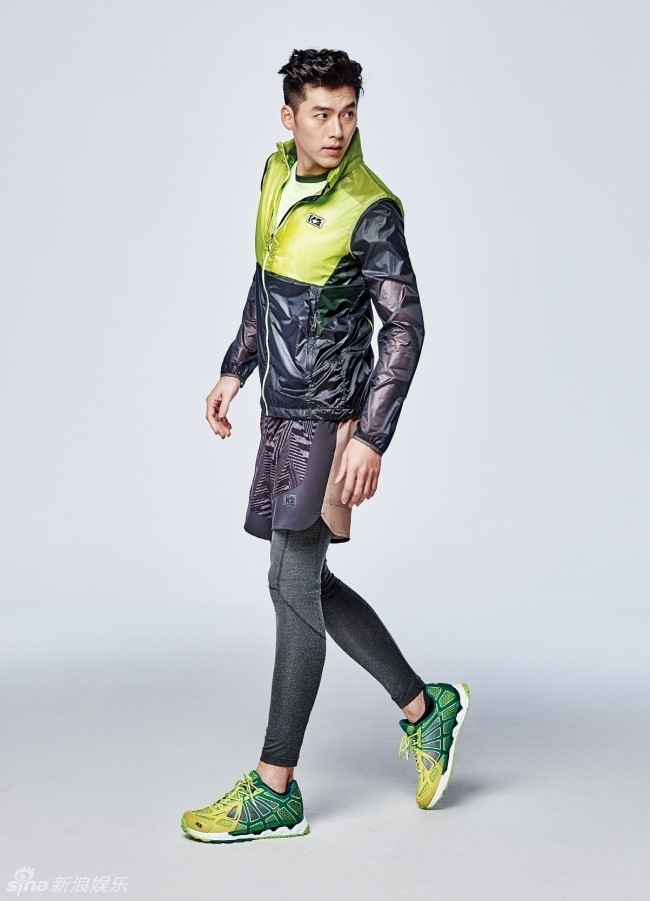 组图:玄彬男神归来拍写真 运动装秀长腿