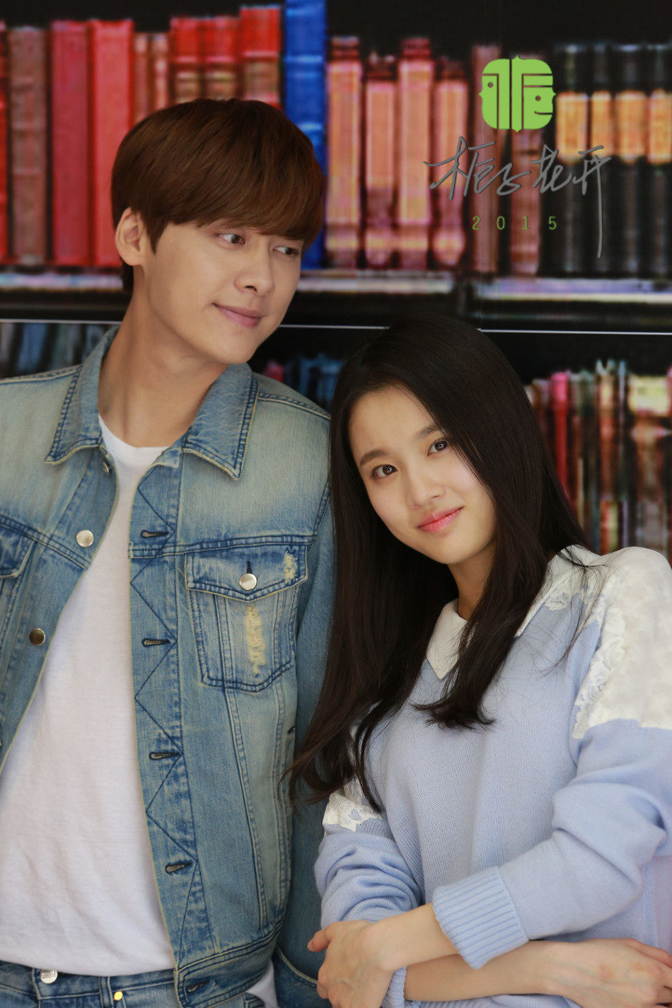 组图:《栀子花开》海报 李易峰张慧雯深情对视_高清图集_新浪网