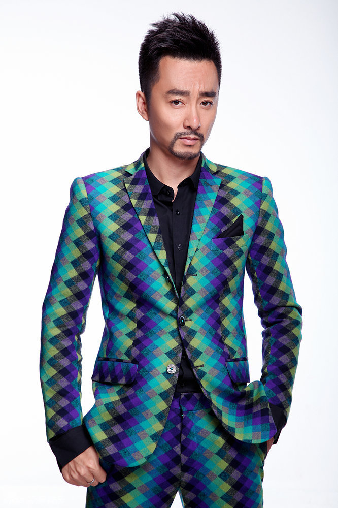 组图:吴超时尚大片演绎蓄须型男剃须暖男_高清图集_新浪网