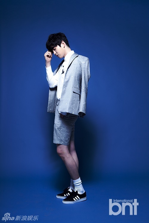 组图:《匹诺曹》尹均相拍写真 雀斑妆个性十足