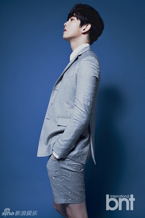 组图:《匹诺曹》尹均相拍写真 雀斑妆个性十足