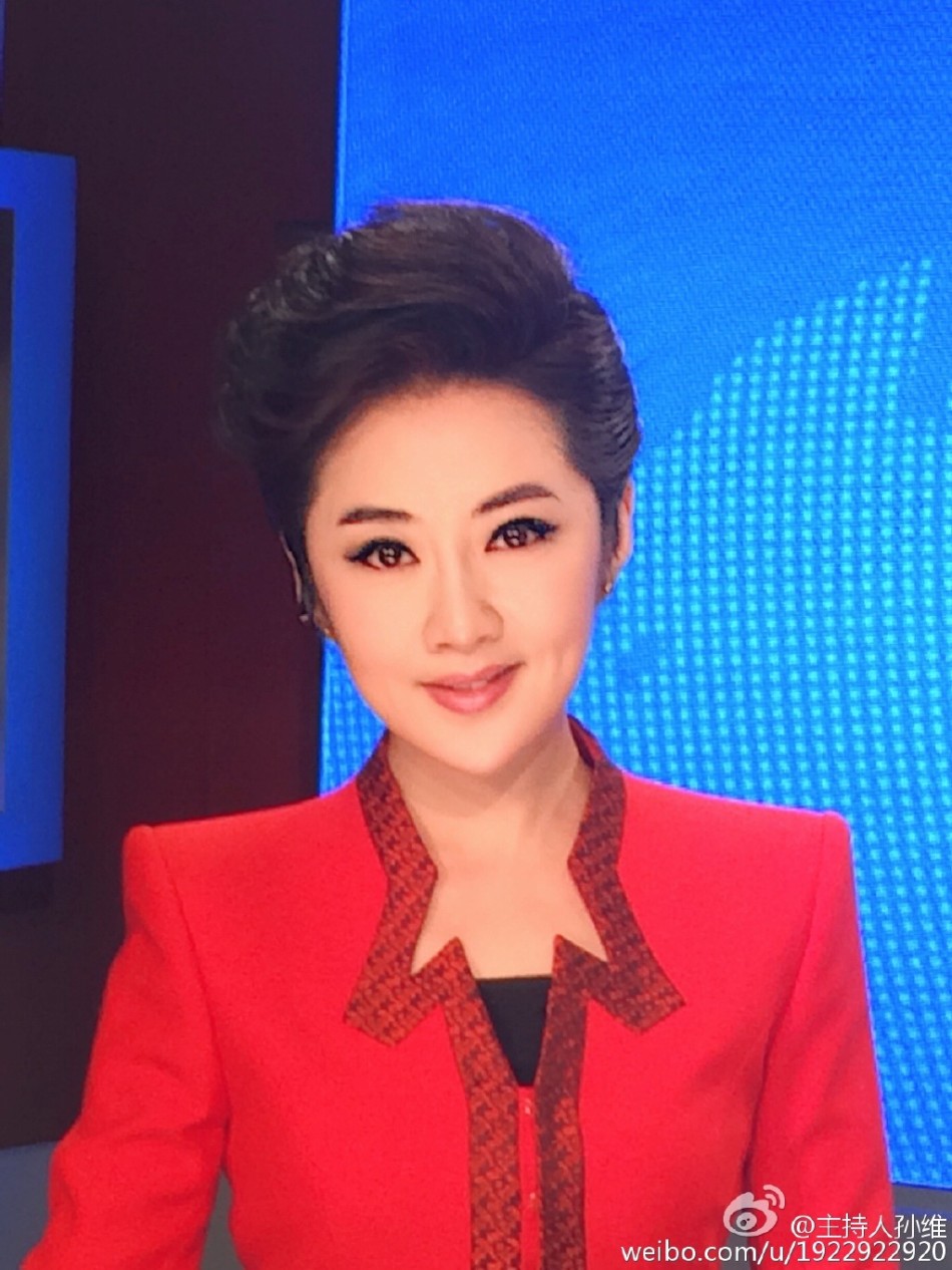 45岁美女人大代表粉嫩似20岁走红 每天被求合影_高清图集_新浪网