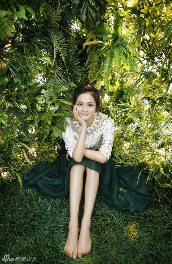 组图:覃文静化身"绿野仙子"曼妙清丽动人_高清图集_新浪网