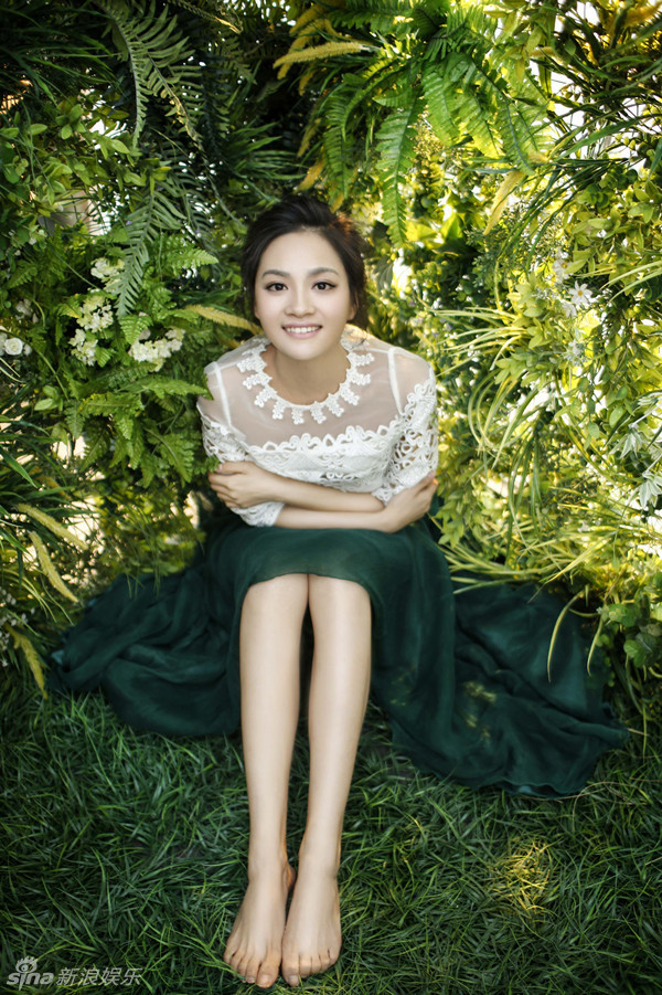 组图:覃文静化身"绿野仙子"曼妙清丽动人_高清图集_新浪网