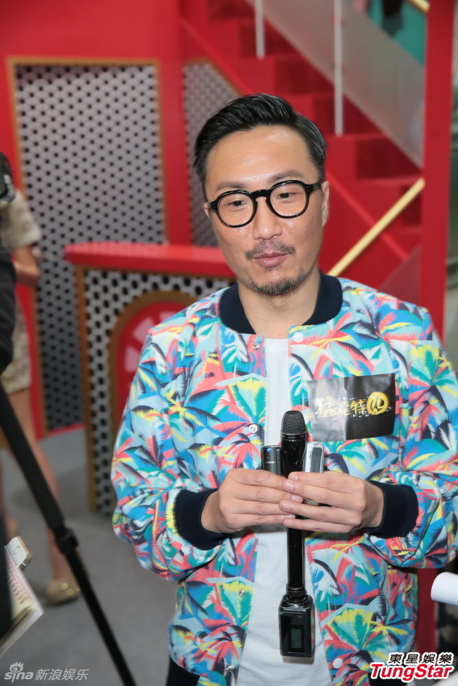 荣升第二任父亲的郑中基现身