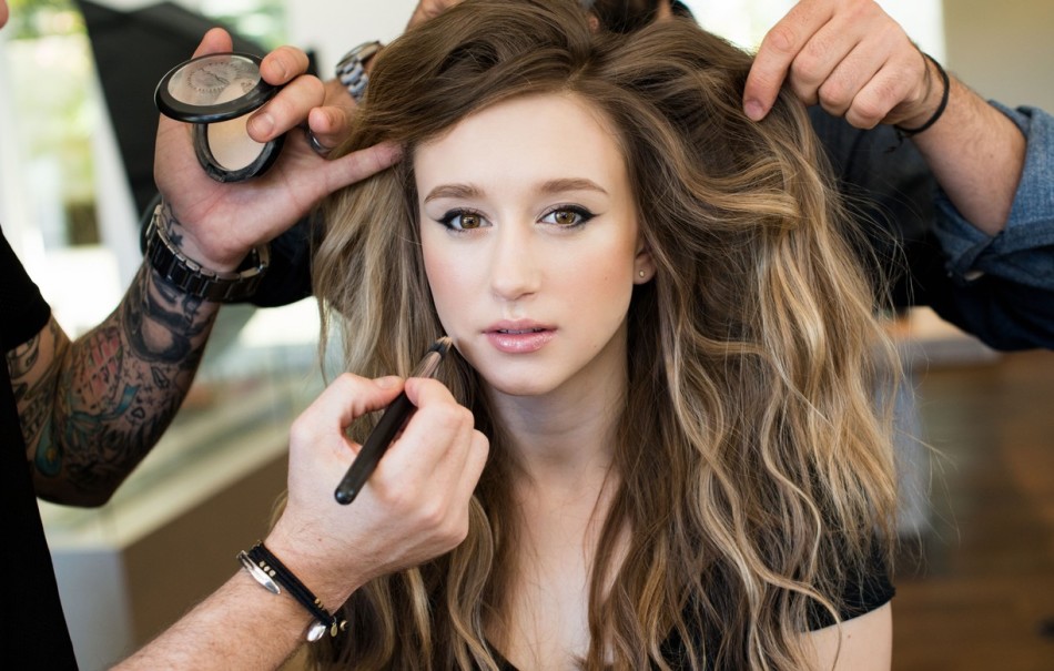 组图:《美恐》小美女写真颜值爆表 清纯又妩媚_高清图集_新浪网