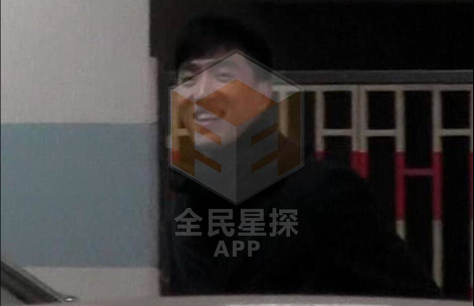 刘翔退役后回京住酒店