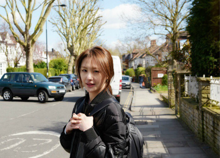 组图:《花少》郑爽骑马照曝光 英姿飒爽展英气_高清图集_新浪网