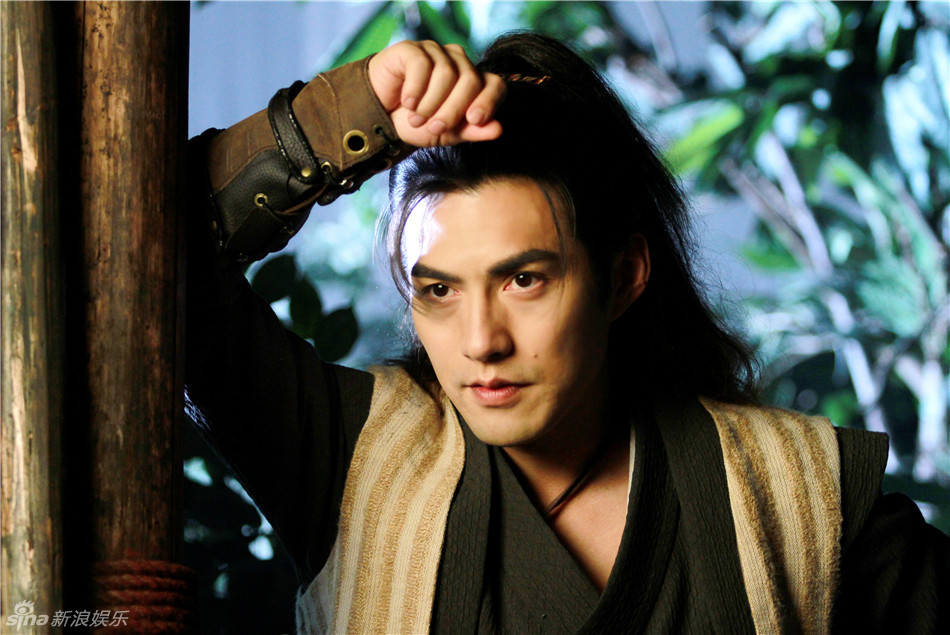 严屹宽饰萧十一郎