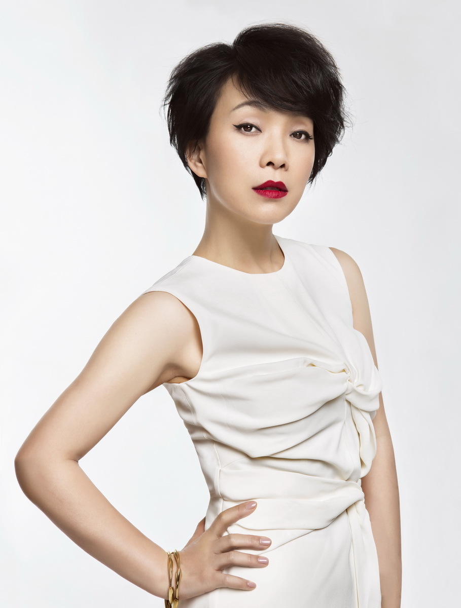 组图:陈明写真大片知性柔情 沉淀六年回归乐坛_高清图集_新浪网