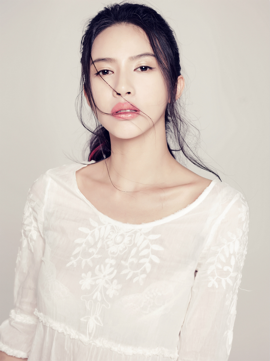 潘霜霜写真甜美优雅惹人爱