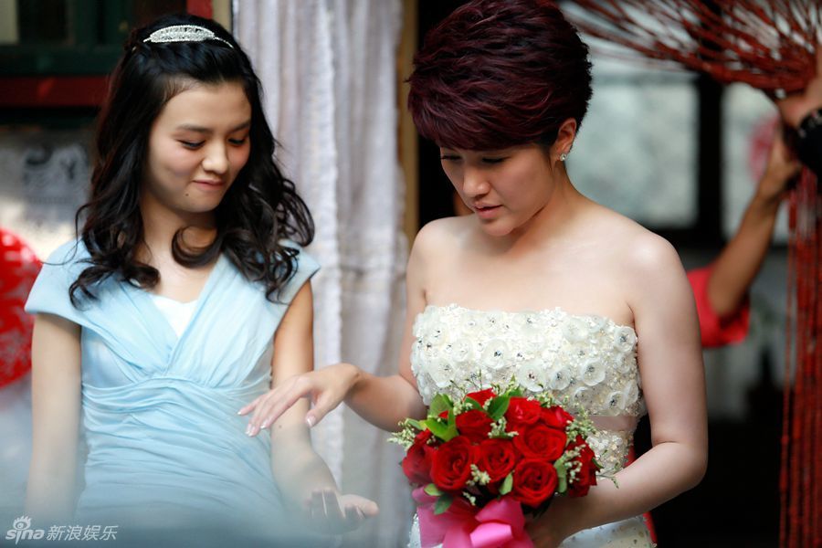 组图:《伙伴夫妻》曝剧照 颜丙燕姜武恩爱有加_高清图集_新浪网