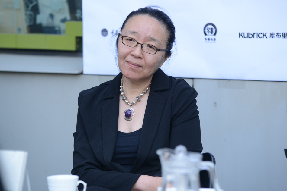 组图:王小帅新书签售会现场 母亲心碎排片低_高清图集_新浪网