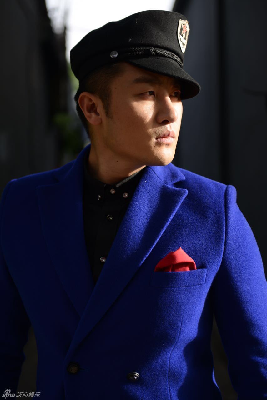 组图:王天野韩范儿写真 展酷帅型男魅力