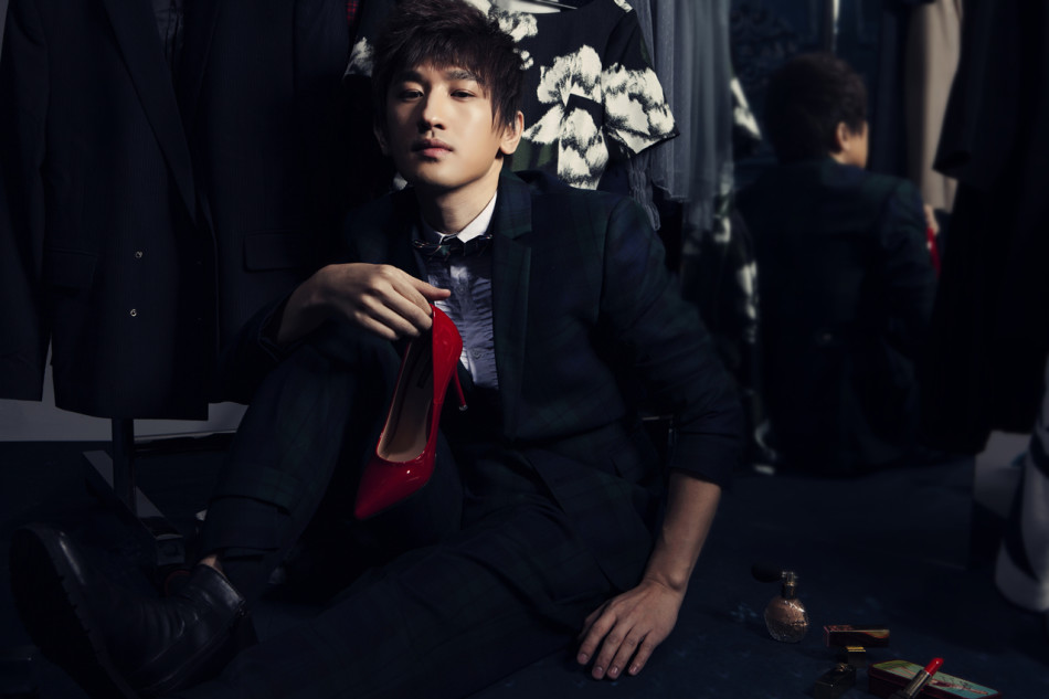 后弦最新时尚写真曝光