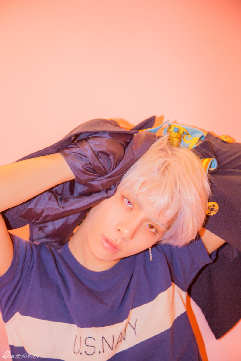 韩团shinee回归 一后多王野战都能帅晕你