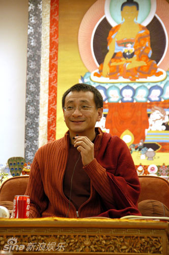 阿雅老公是转世仁波切!近照曝光神采奕奕_高清图集_新浪网