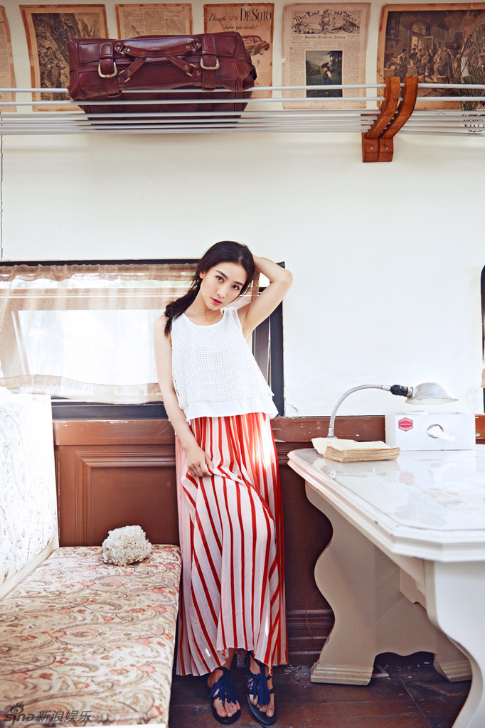 组图:陶昕然婚后首曝写真 慵懒文艺女人味十足_高清图集_新浪网