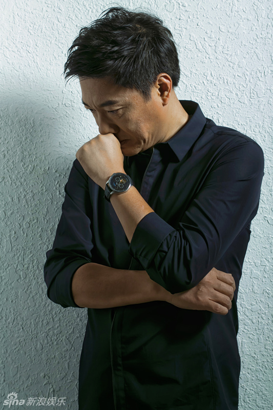 组图:韩青休闲写真成熟魅力显男人本色_高清图集_新浪网