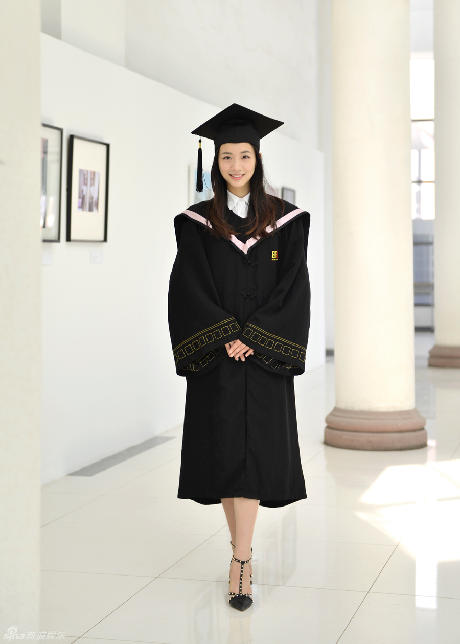 北电小花彭豆豆毕业照