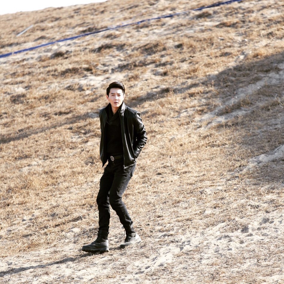 李昕亮饰演六太