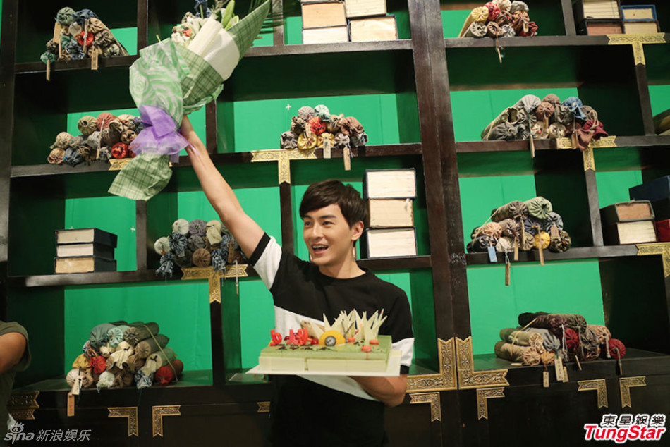 组图:郑元畅生日遇密谋"骗局"当场惊呆_高清图集_新浪网