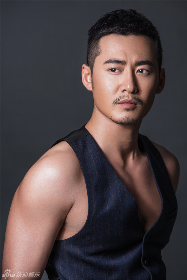 组图:魏巍型男写真曝光 霸气外露秀性感肌肉