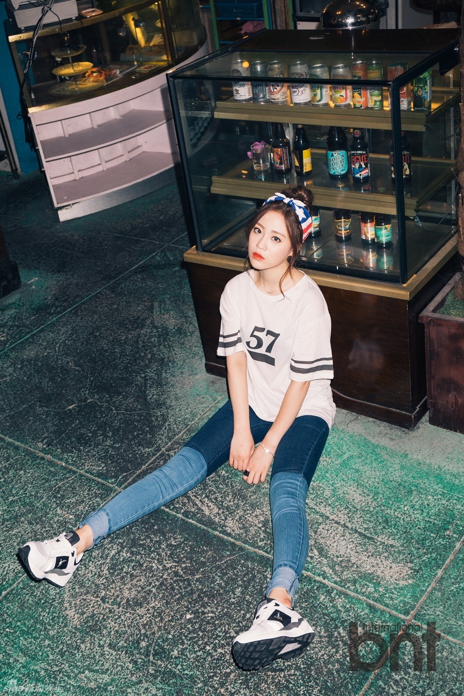 组图:韩团kara龄智写真 尽显少女灵气_高清图集_新浪网