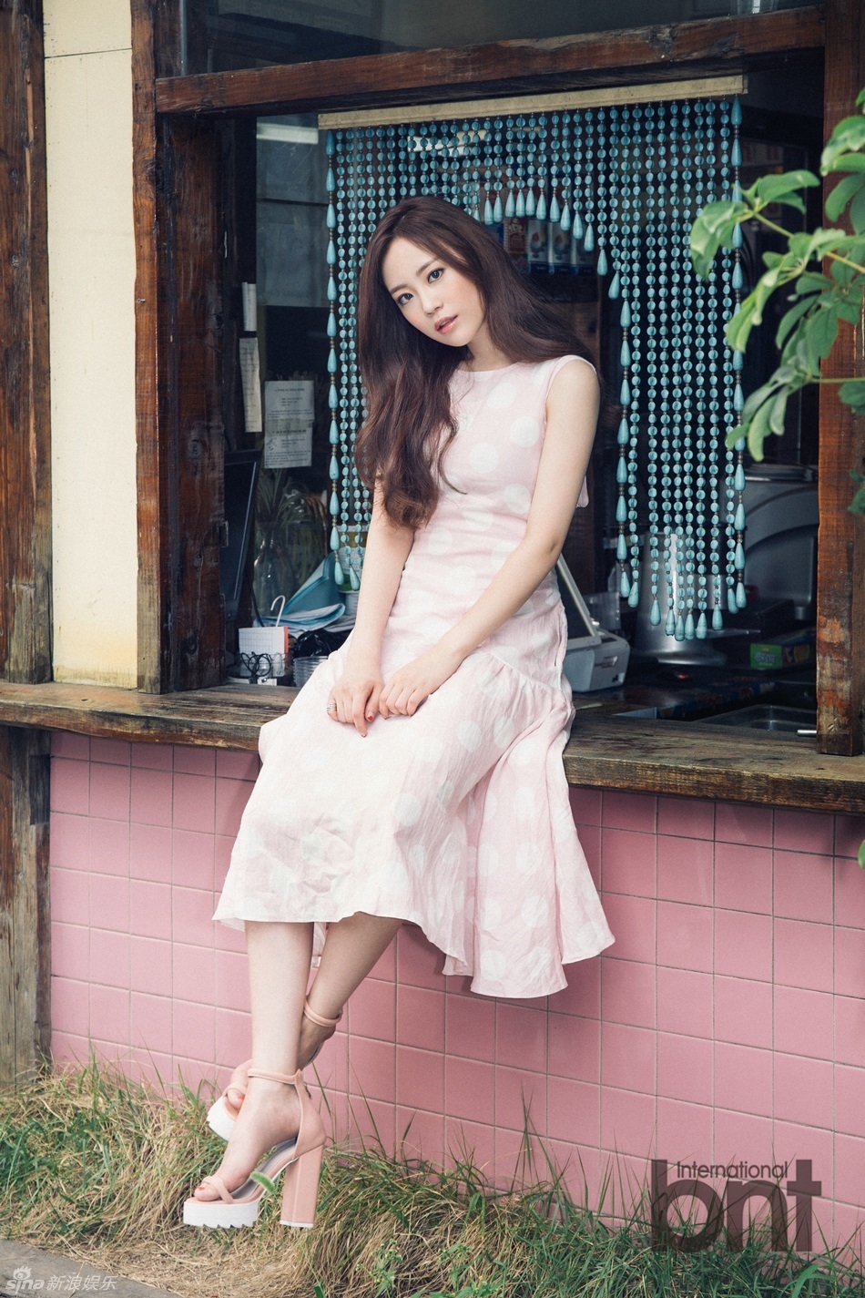 组图:韩团kara龄智写真 尽显少女灵气_高清图集_新浪网