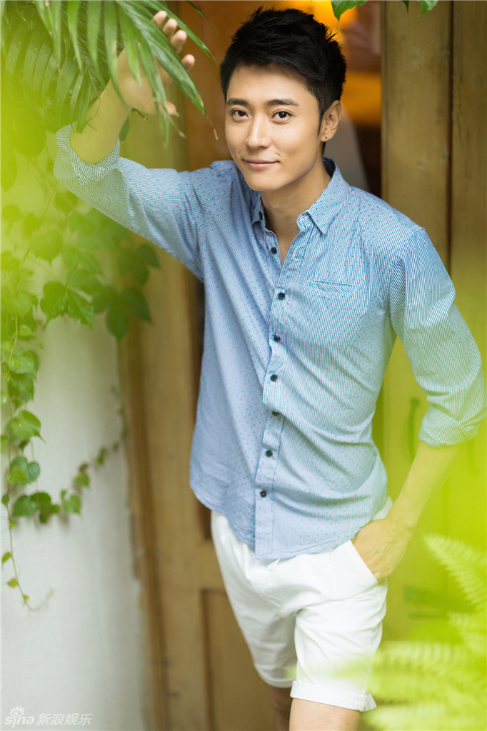 张丹峰帅气迷人