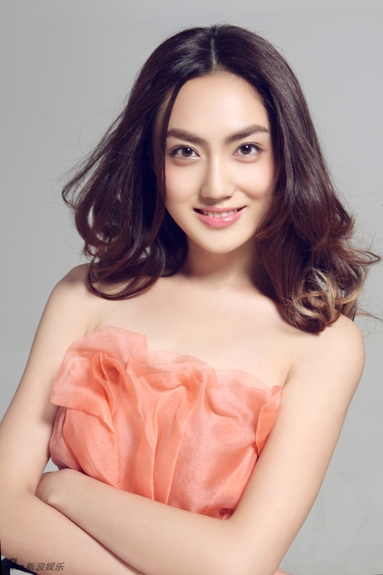 组图:演员卢婕写真首曝光 精致五官温婉大方_高清图集_新浪网