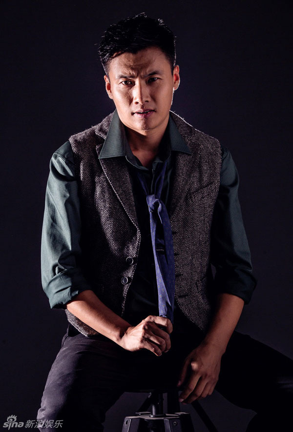 于滨彰显硬朗质感