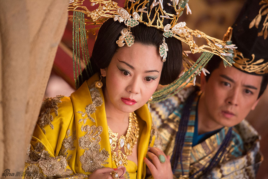 组图:闫妮《捉妖记》华丽登场 萌女王笑震三界_高清图集_新浪网