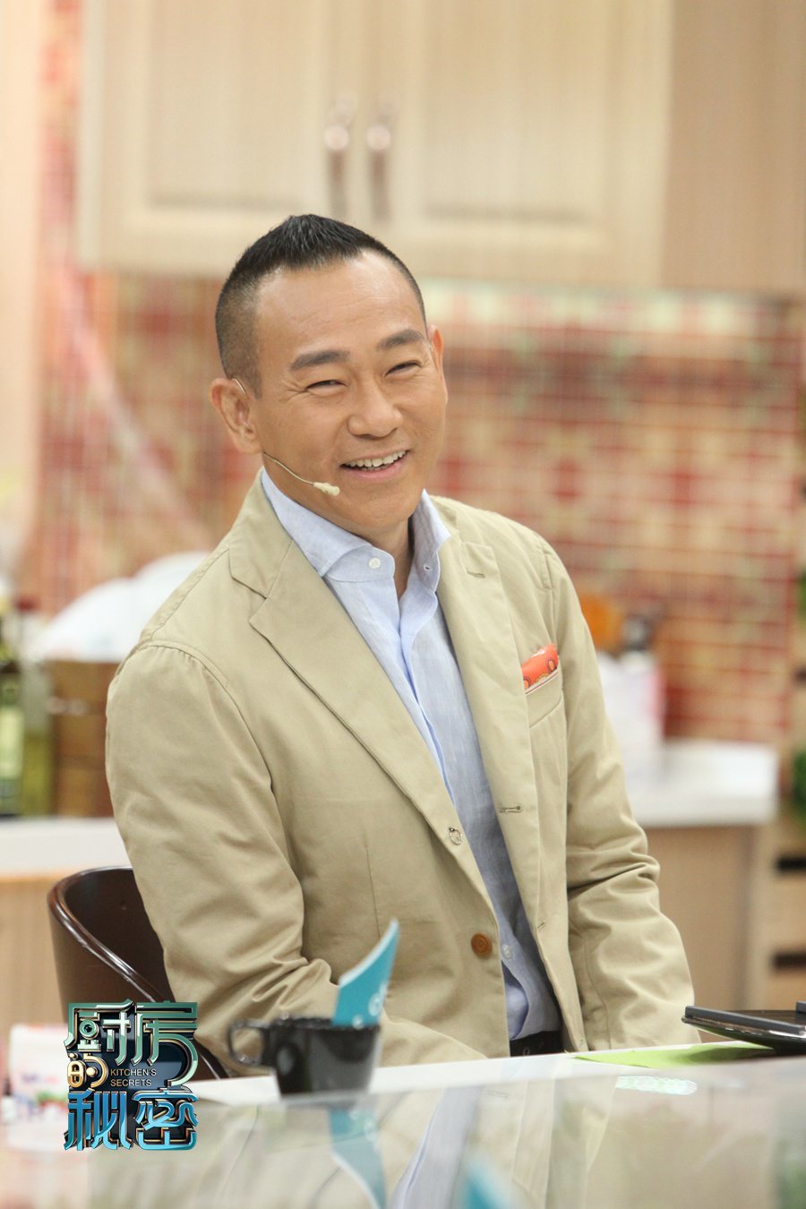 组图:50岁林保怡学京腔舌头打结 葛优爆笑躺枪_高清图集_新浪网