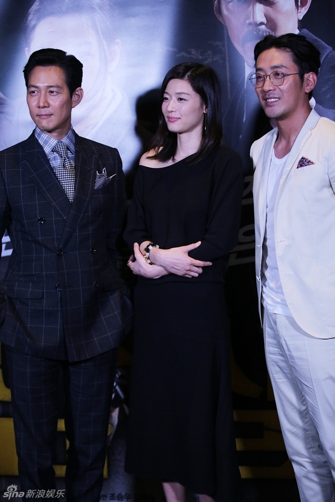 《暗杀》三主演李政宰全智贤河正宇