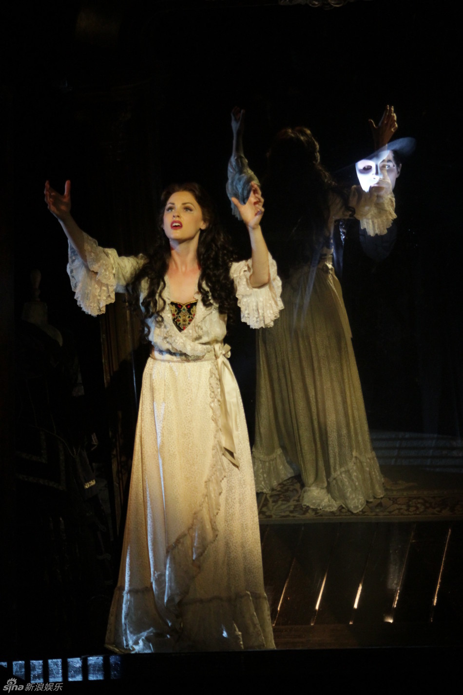 在全球票房总收入超过56亿美元,高于历史上任何一部电影或者舞台剧