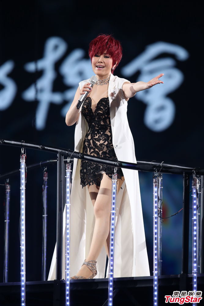 江蕙封麦演唱会 林俊杰唱闽南语靠拼音