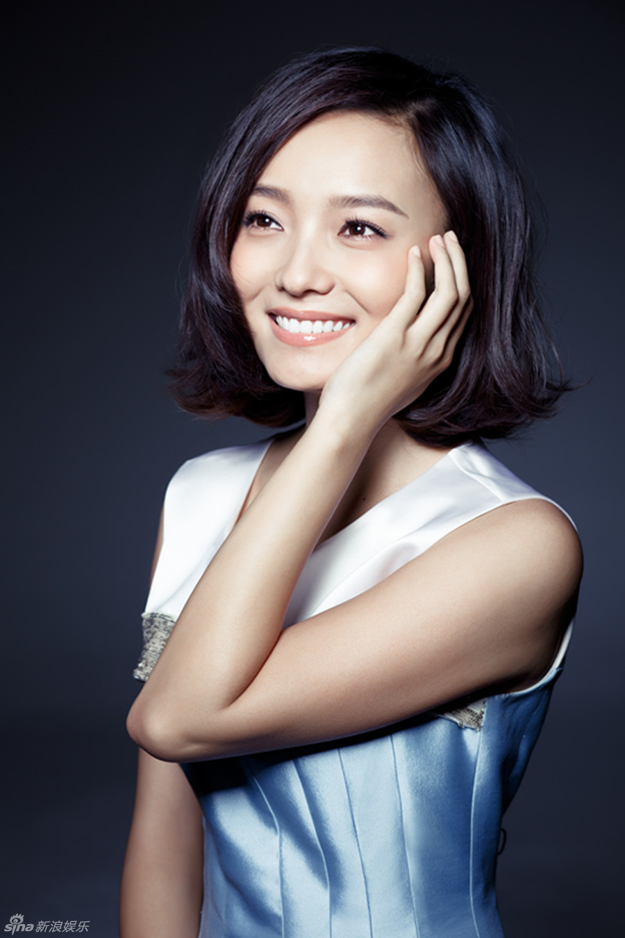 组图:林源时尚大片曝光 简约清新灵动优雅_高清图集_新浪网