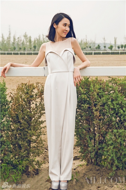 组图:陈丽娜最新写真曝光 展现时尚优雅魅力_高清图集_新浪网