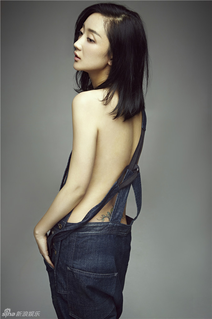 组图:张瑶性感大片 半裸出镜春光乍"现"_高清图集_新浪网