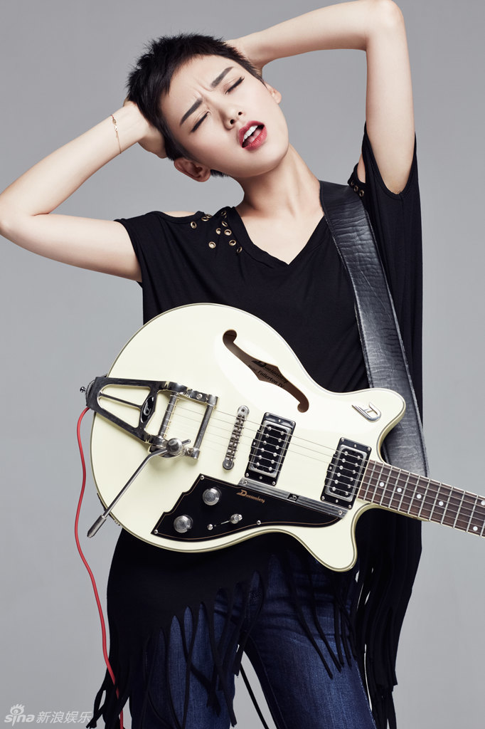 组图:李晓峰摇滚写真劲酷来袭 个性张扬嗨翻天_高清图集_新浪网