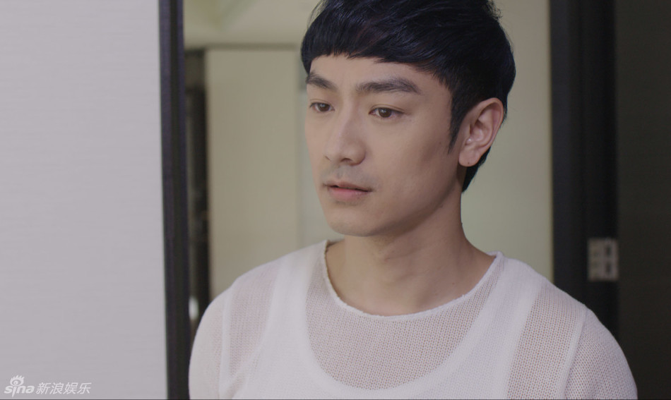 组图:林佑威纯爱剧照曝光 白衣翩翩眉目含情_高清图集_新浪网