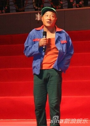 精灵王子赵四撞衫 你选谁?