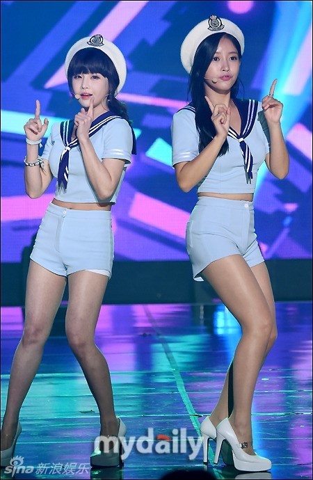 王思聪最爱韩团t-ara水手服热舞 大秀身段_高清图集_新浪网