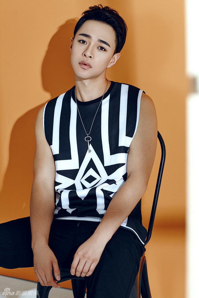 董春辉萌酷有型